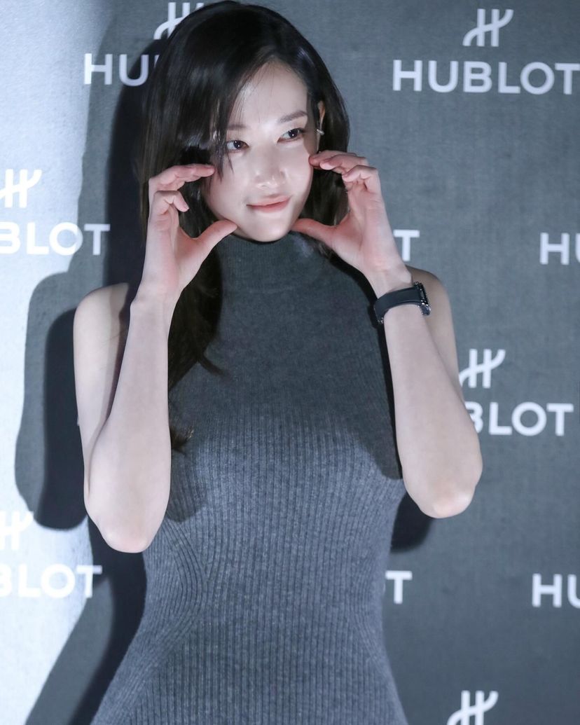 역대급 미모였던 전종서 원피스룩🩶🩶 이미지2