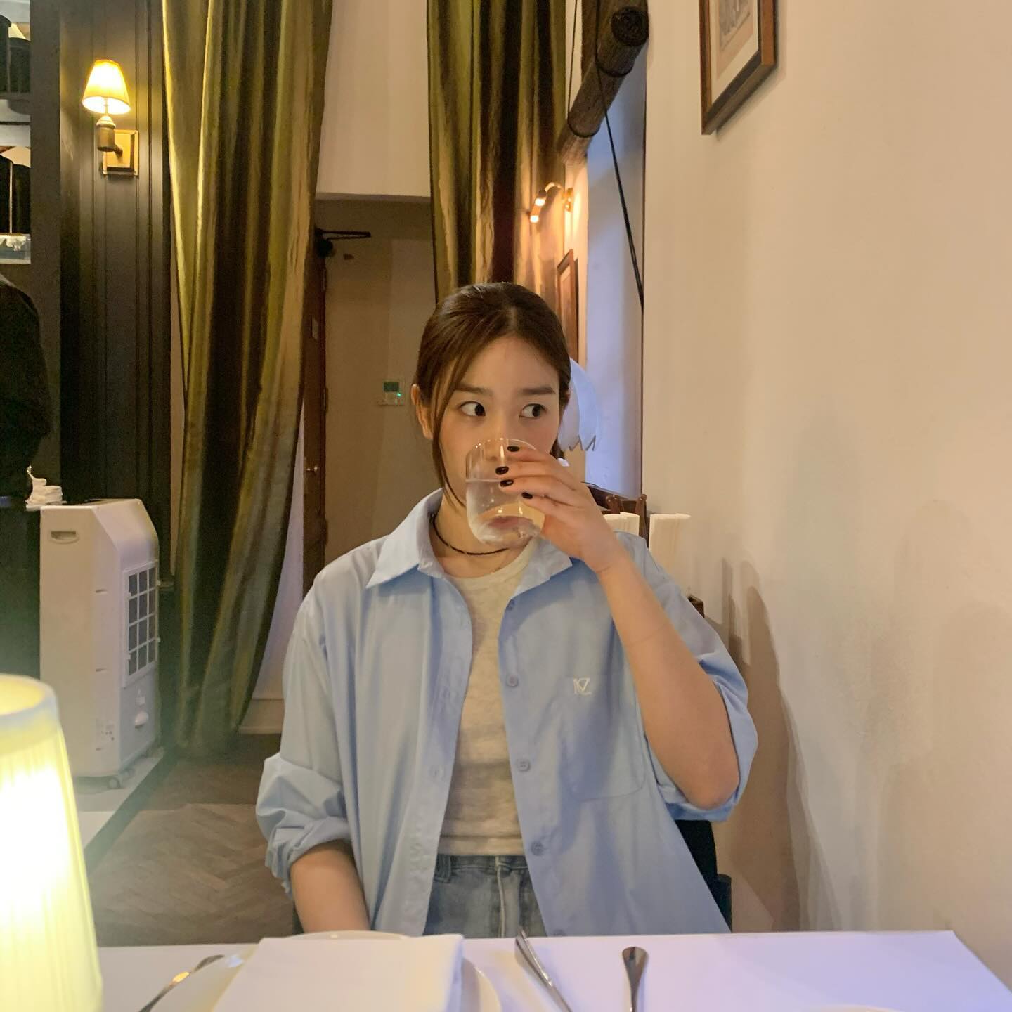 캐주얼은 블루셔츠로 완성 👕 💯 이미지