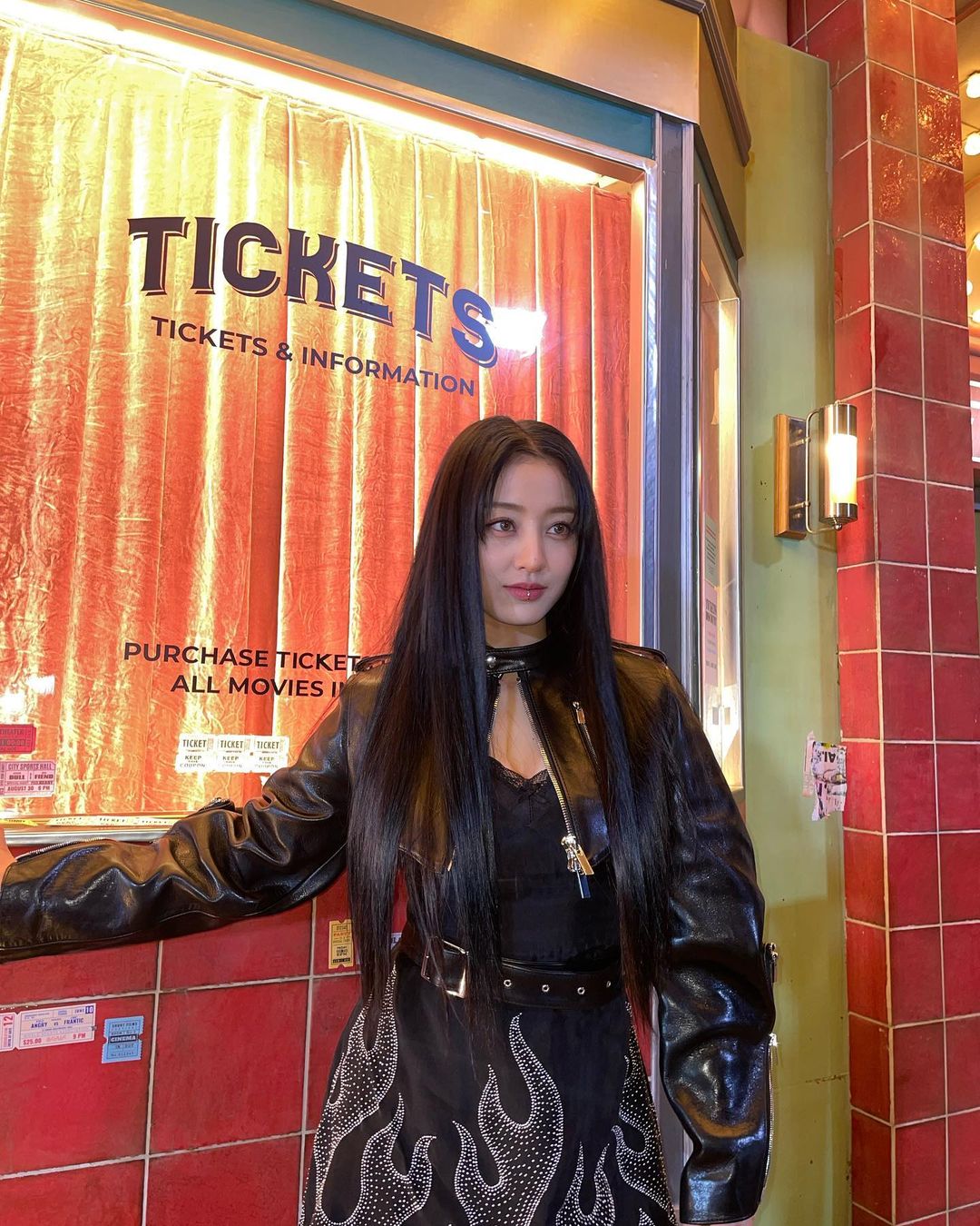 힙한 시크템 레이싱자켓🖤🏍️ 이미지7
