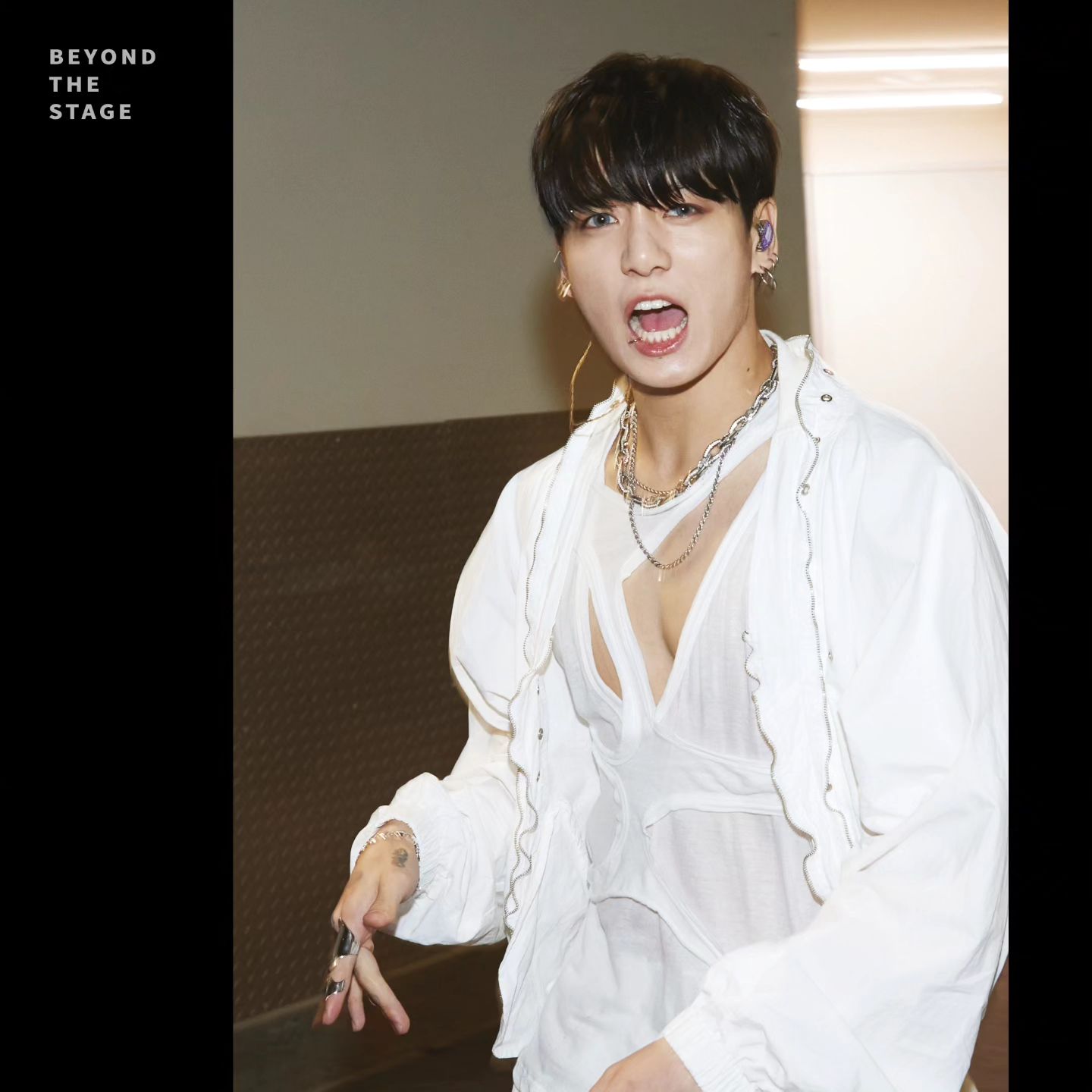 방탄 정국🖤글로벌 인기 또 인증👑

방탄소년단(BTS) 정국의 솔로곡 ‘Seven (feat. Latto)’이 미국을 제외한 전 세계 200여개국에서 가장 인기 있는 노래로 선정됐습니다. 최근 빌보드가 발표한 ‘2024 인터내셔널 파워 플레이스(23.4.8~24.3.8)에 따르면, 해당 곡은 마일리 사이러스의 '플라워스(Flowers)’, 테일러 스위프트의 '크루얼 서머(Cruel Summer)’를 제치고 당당히 1위를 차지했는데요. 글로벌(미국 제외) 차트는 전 세계 200개 이상 국가/지역의 온라인 스트리밍과 디지털 판매량 등을 집계해 순위를 매깁니다. 이미지4