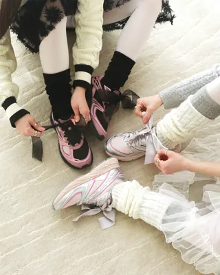 발레코어&걸코어🩷휠라 인터런
5분 만에 품절된 핫한 운동화🔥트렌디한 핑크 맛집🌸 #광고 이미지