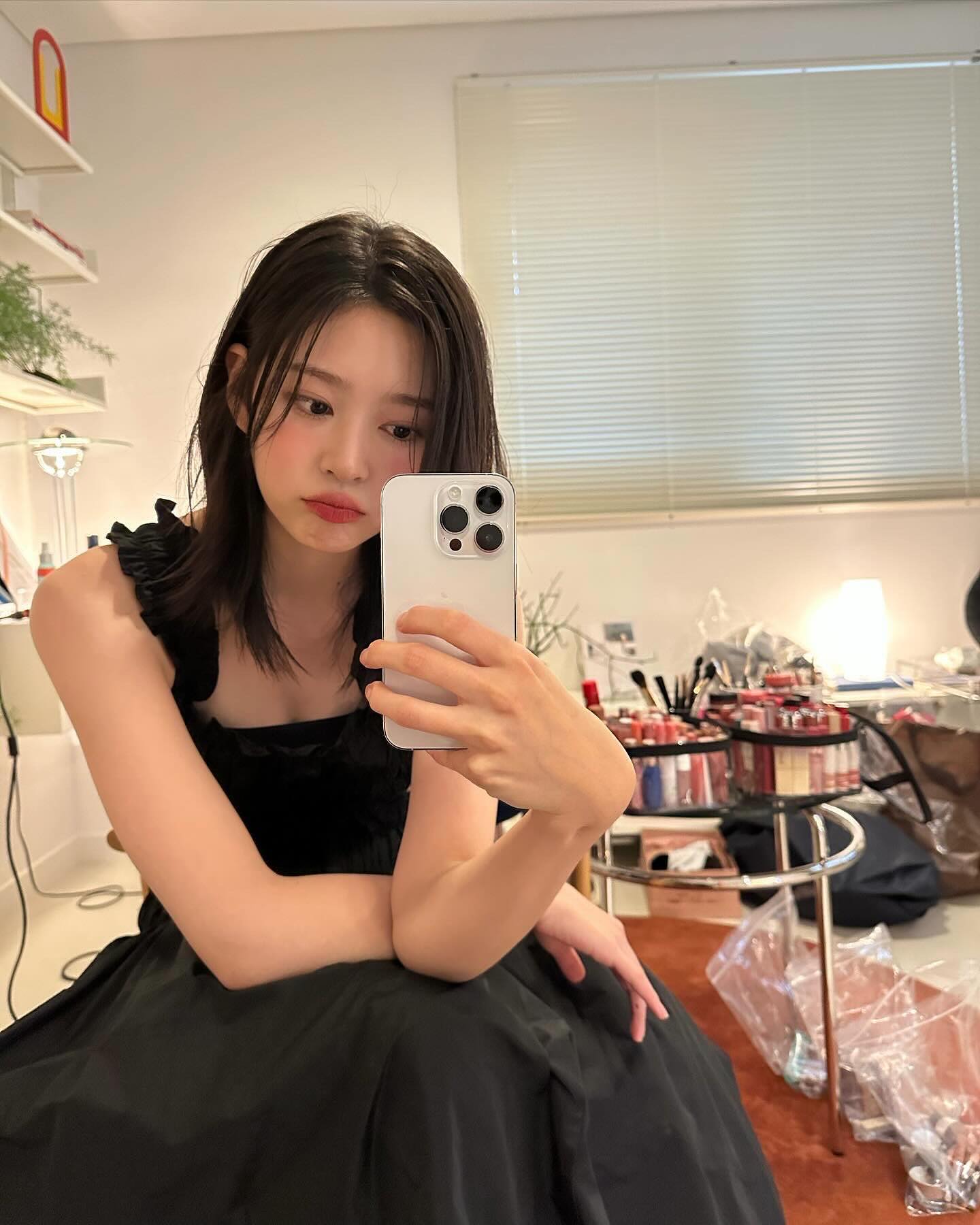 긴머리보다 손질 쉬운 중간기장🖤 이미지