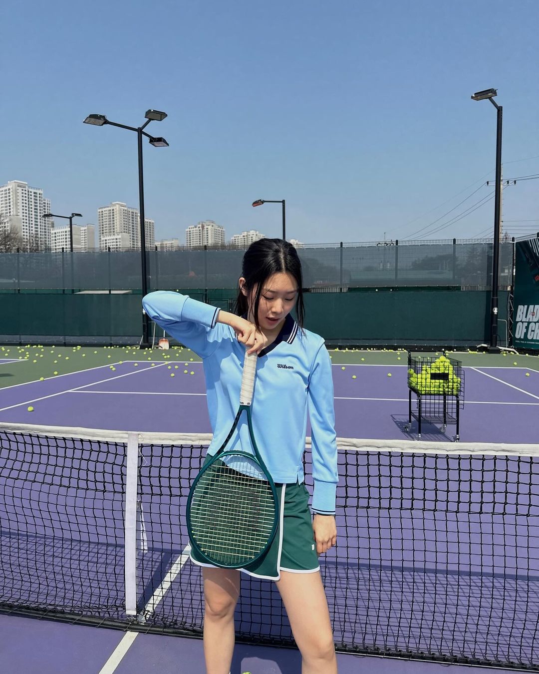 아메리칸 테니스코어룩🇺🇸🎾
멋스러운 윌슨의 클래식&헤리티지💚🤍 @같이칠까?! #광고 이미지2