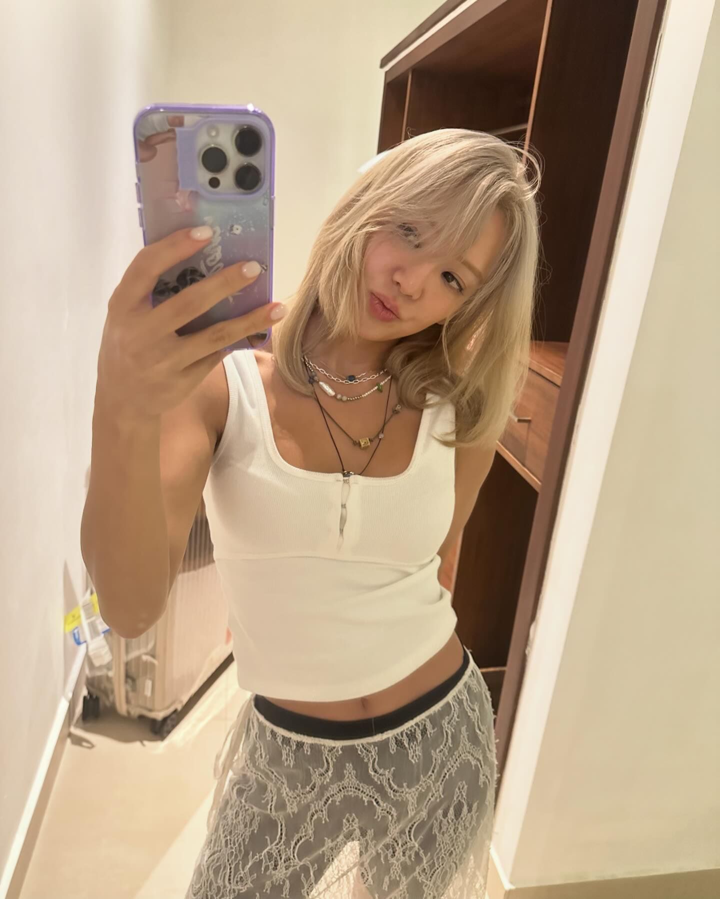 아직 레이스 스커트 없으신 분?🙌
올봄 꼭 챙겨야 할 가장 핫한 트렌드 아이템@레이스 스커트🤍 이미지7