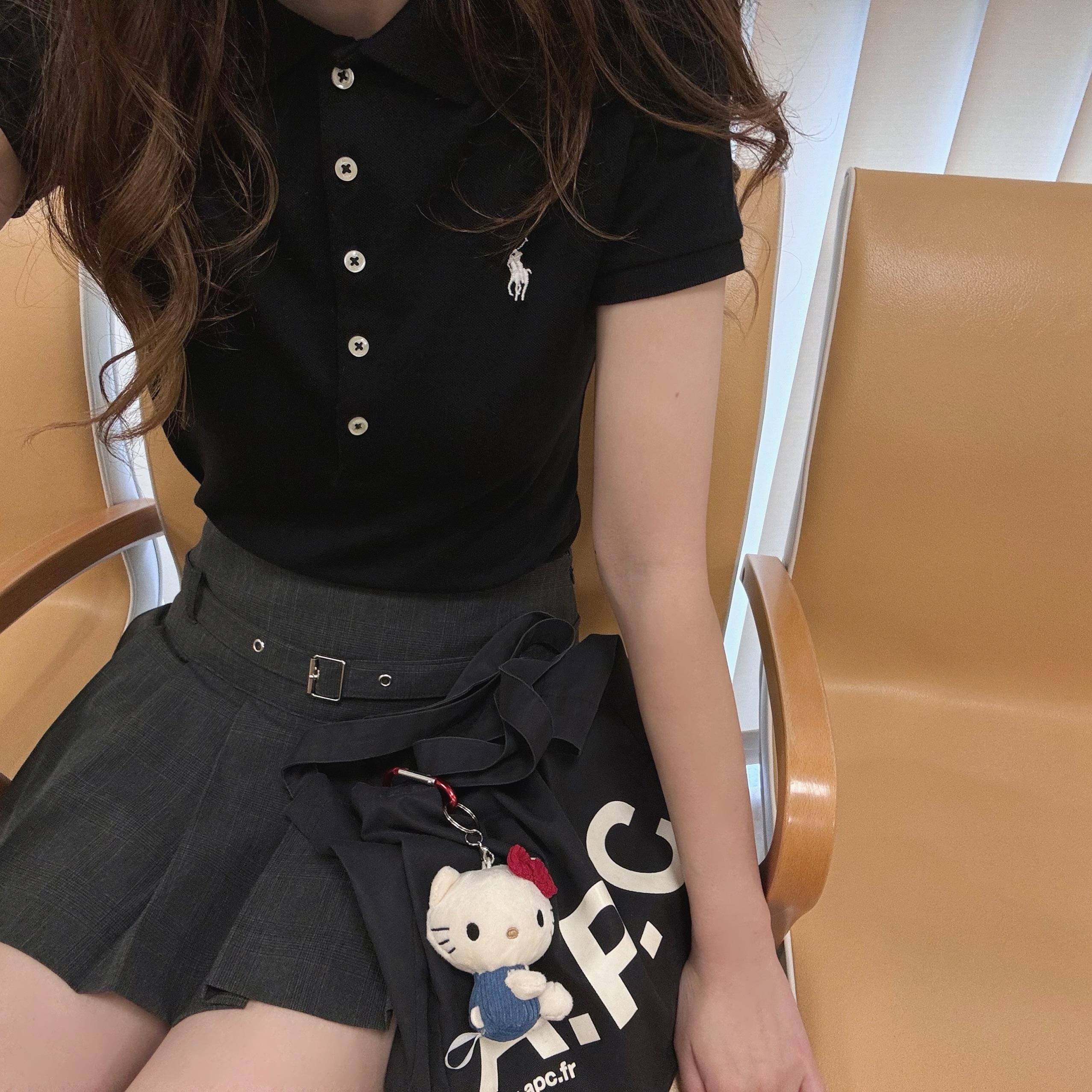 올여름 유행템🔥미리 준비하자
데일리로 좋은 폴로셔츠🤍 브랜드 로고 미니멀 @포인트✔️ 이미지