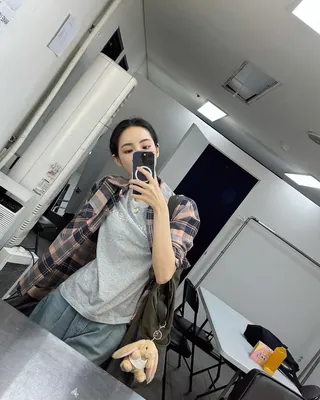 주말엔 체크 셔츠🏁🖤걸쳐줘야지 이미지