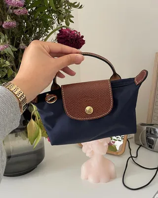 다들 롱샴 미니백 고민 중?!💙🤎
가볍게 들기 좋은 르 플리아쥬🔥앙증 사이즈 먼저 @챙겨✔️ 이미지
