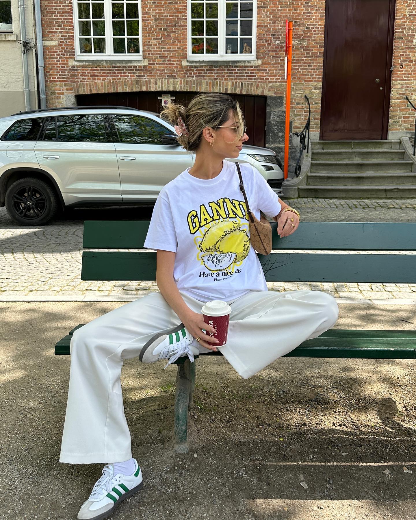 올여름엔 상큼 반팔티🍋🍒 가니 이미지