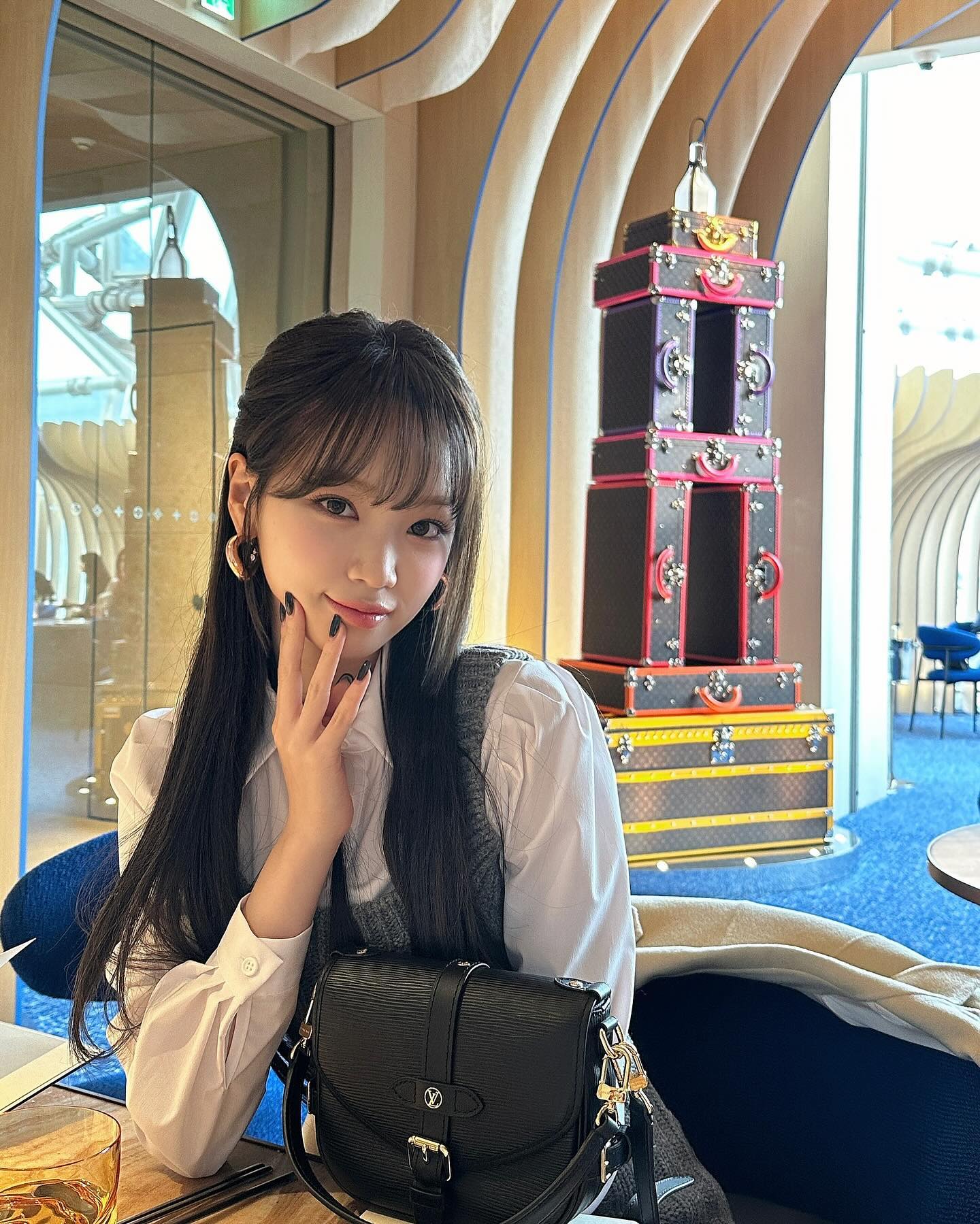 손 밋밋해 보일 땐 💅 셀럽 네일 참고 이미지