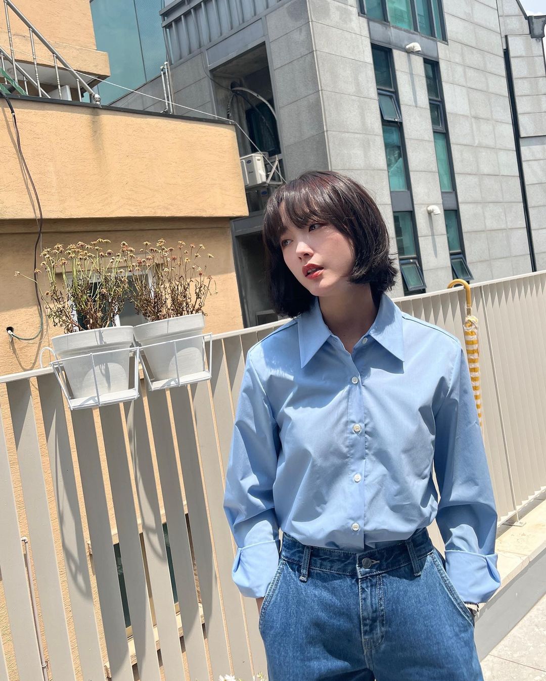 맑은 하늘엔 블루셔츠+데님👔👖 이미지