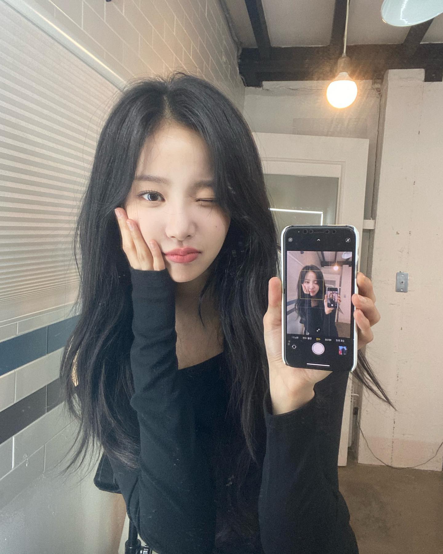 웨이브펌으로 여신머리 완성해🖤 이미지