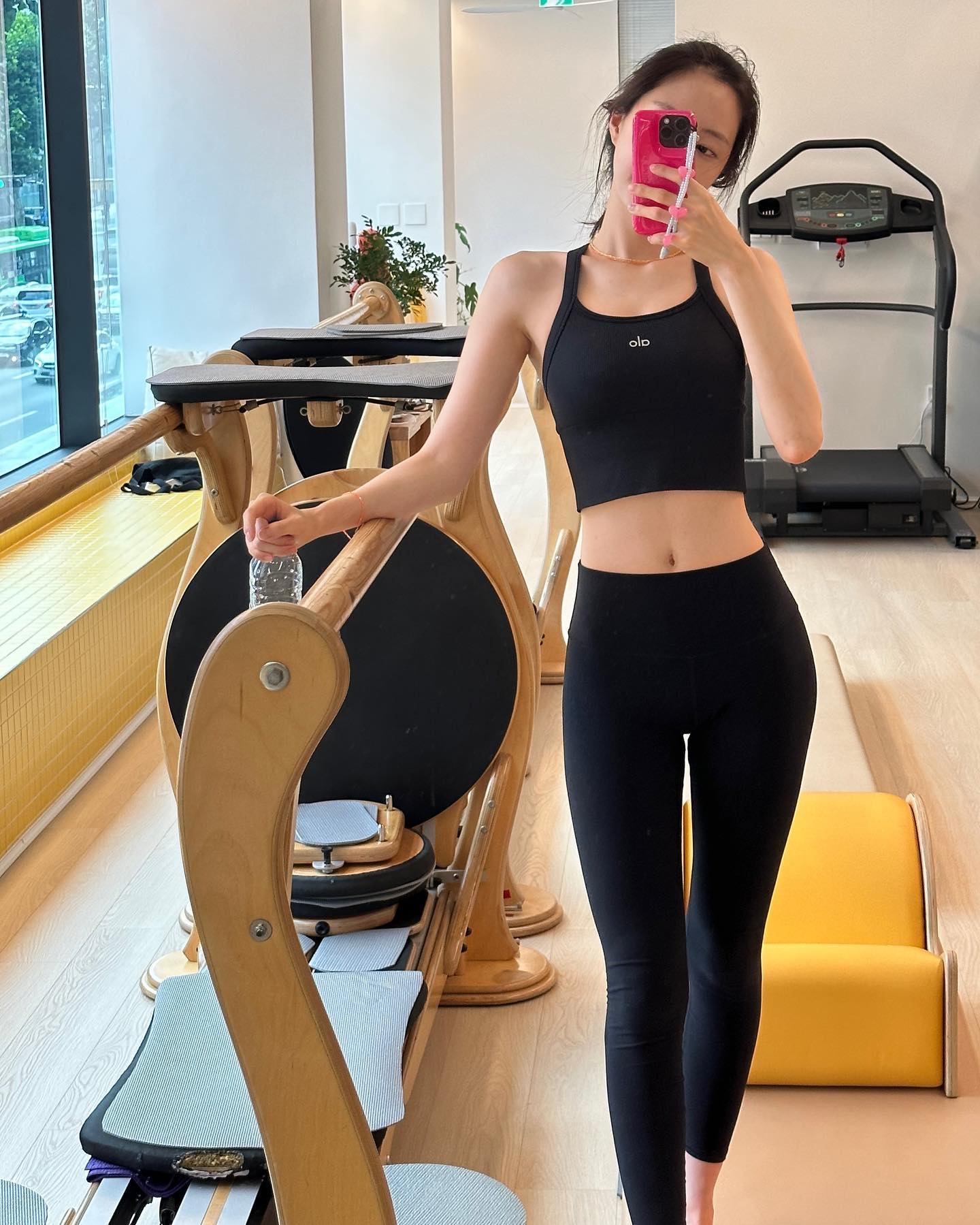 다이어트 자극 업!🔥셀럽 레깅스핏 이미지