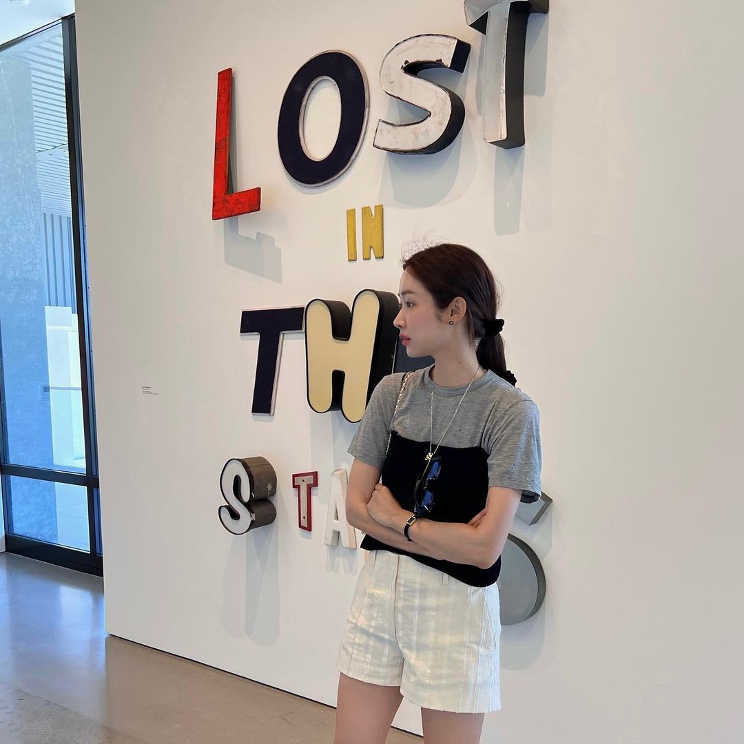 활용도 좋은 회색 반팔티룩🩶 이미지4