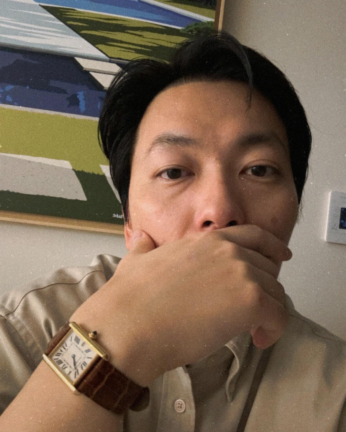 이동휘 클래식한 까르띠에 워치🕰️
까르띠에 탱크, 산토스✨ 소화력 미쳤다..🔥 이미지
