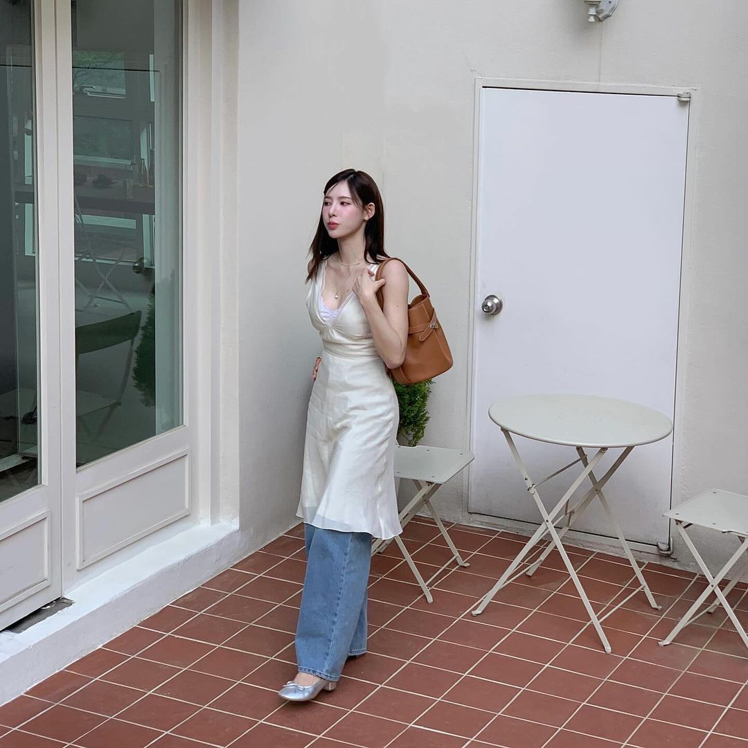 나시원피스는 레이어드가 기본🤍🩵 이미지