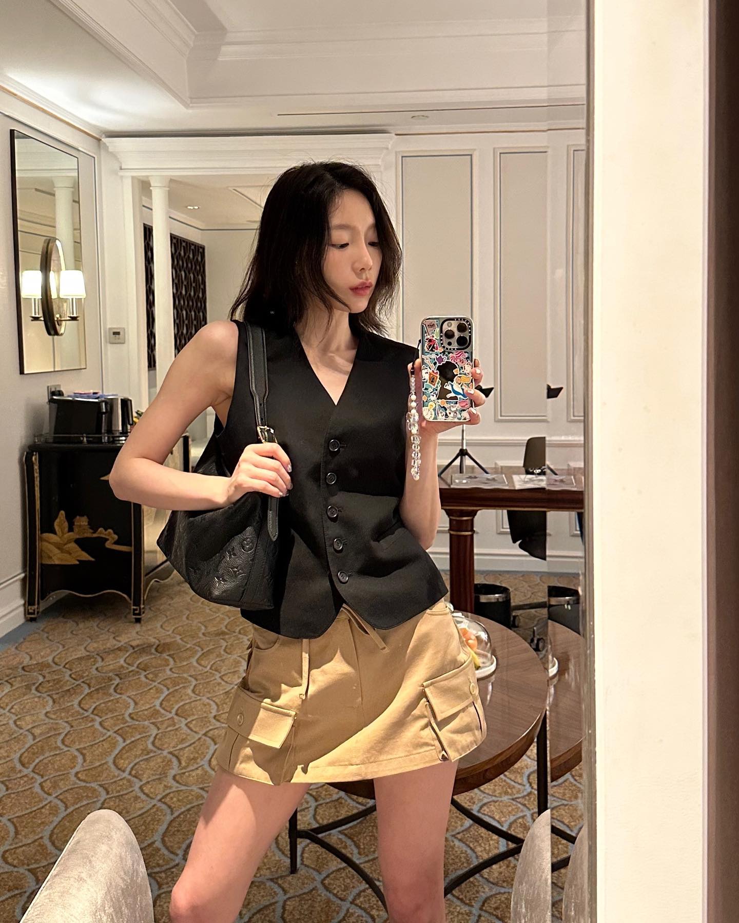 여름엔 깔끔 시크🤍✨수트 베스트 이미지