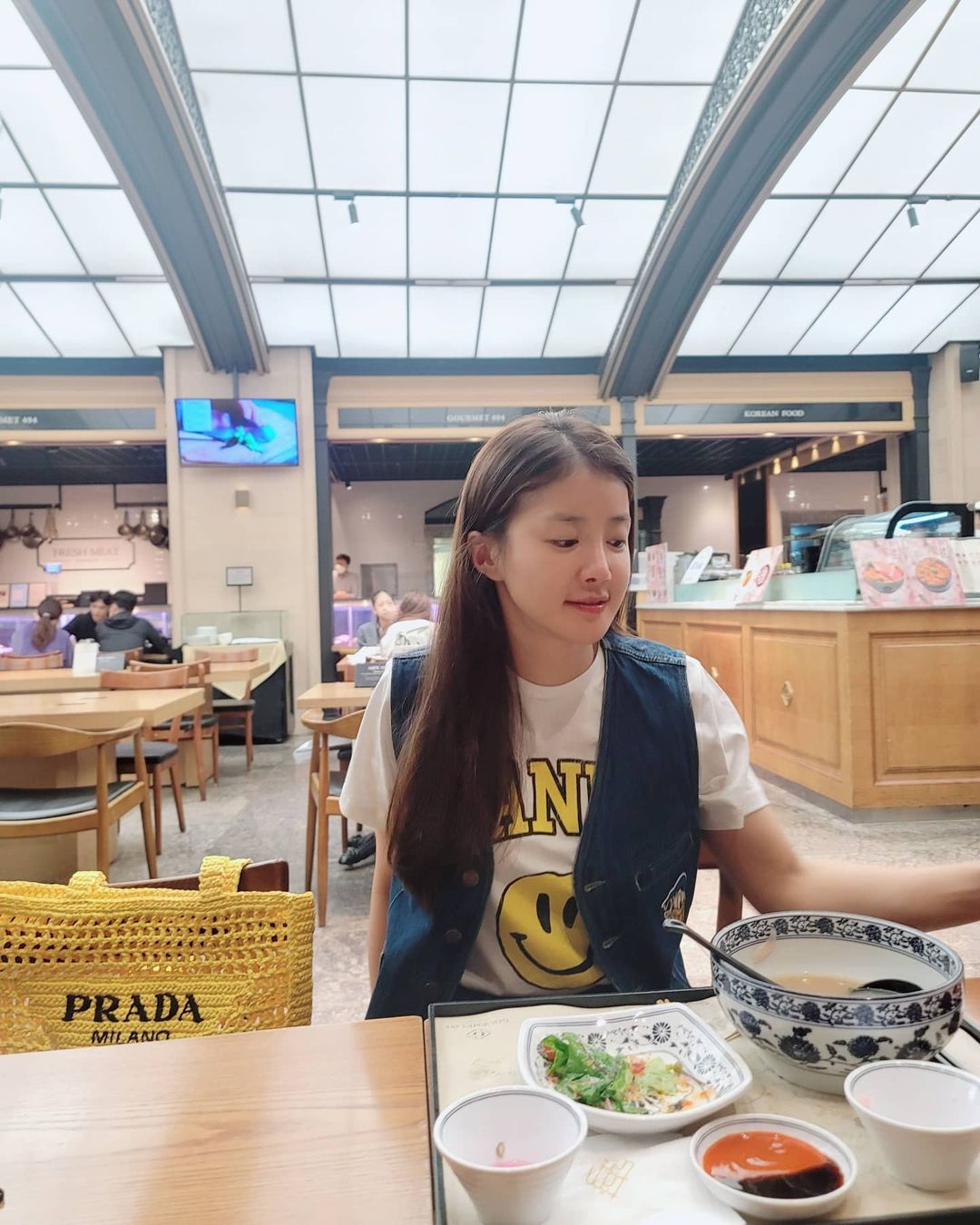 여름 준비는 가니 티셔츠로🤍💛🩷 이미지4