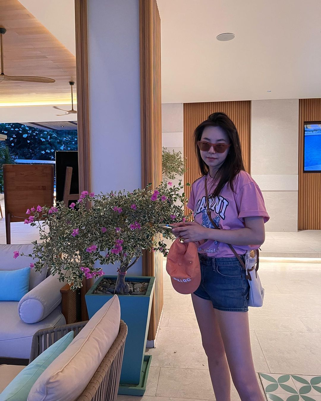 여름 준비는 가니 티셔츠로🤍💛🩷 이미지5