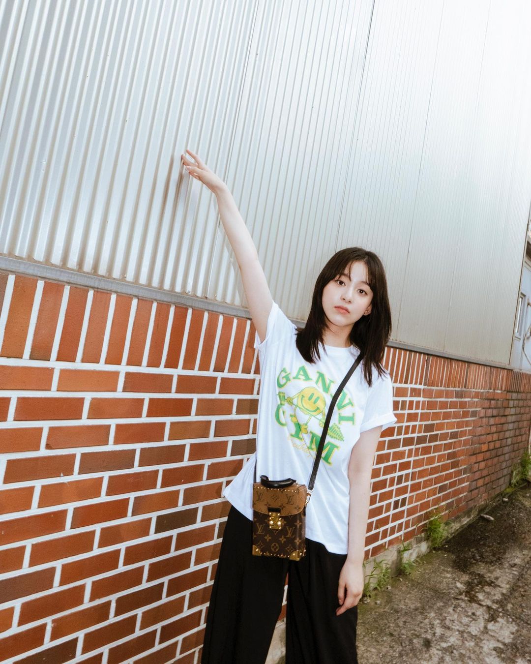여름 준비는 가니 티셔츠로🤍💛🩷 이미지6