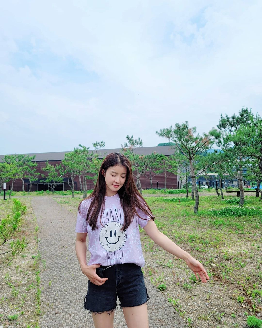여름 준비는 가니 티셔츠로🤍💛🩷 이미지8