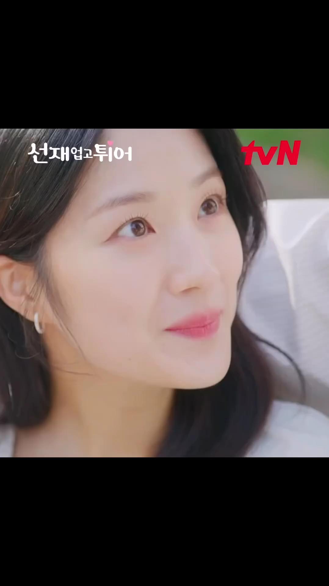 작가님, 결혼식 엔딩 감사합니다🤵🏻👰🏻‍♀️마지막까지 완벽했습니다🙇🏻‍♀️ 근데 저는 이제 어쩌나요...? 이미지