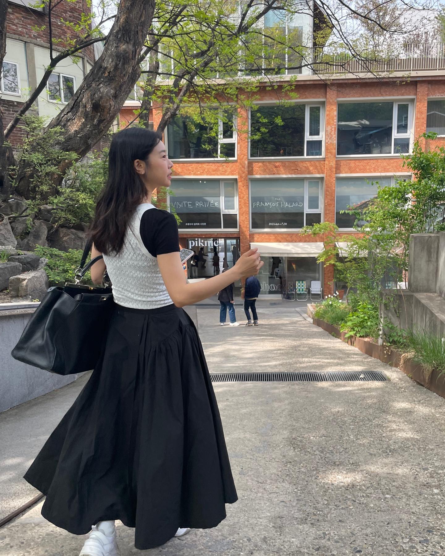 기본 무지티에 가볍게 레이어드🥣 이미지