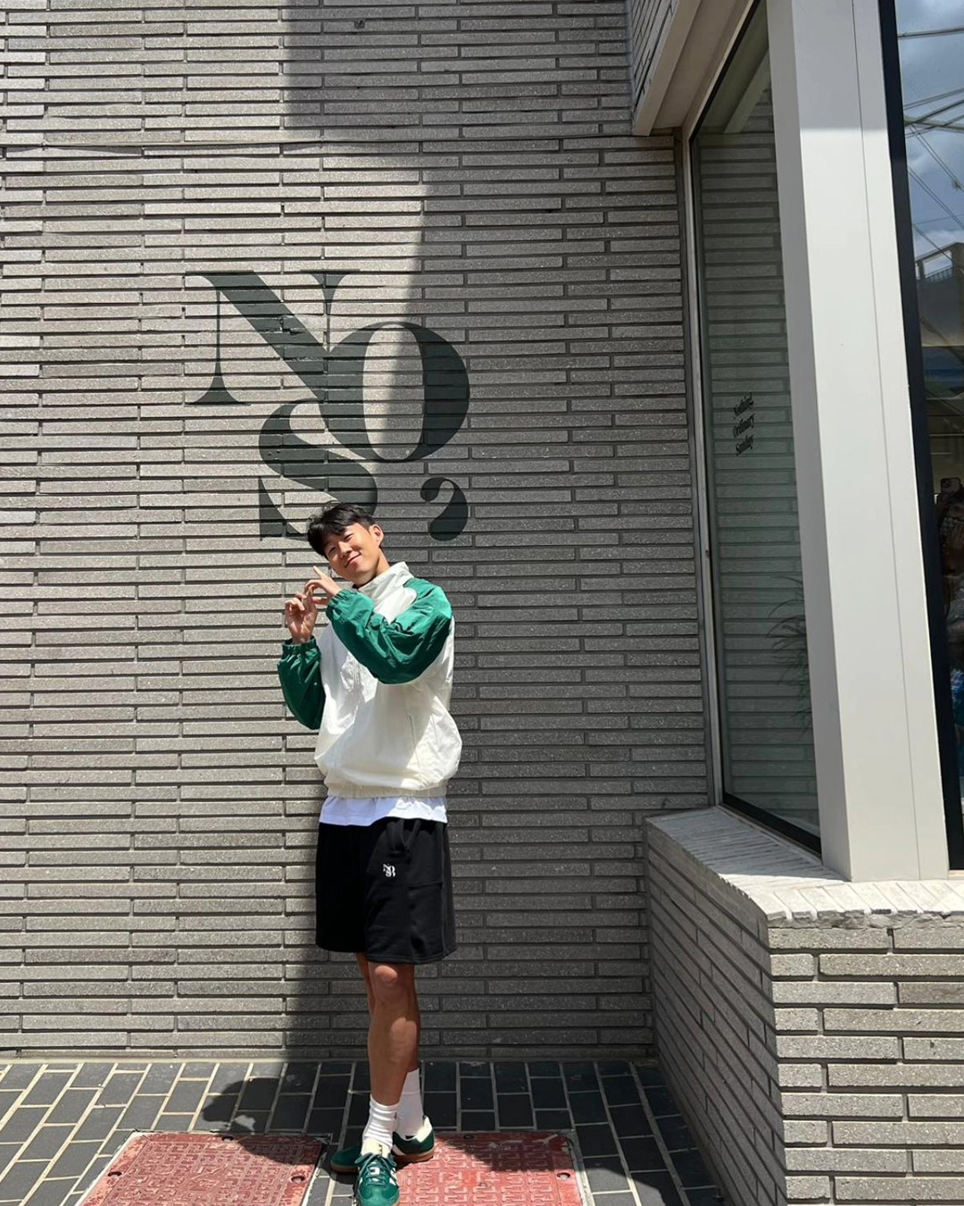 NOS7 스토어를 방문한 손흥민⚽️🔥 이미지3