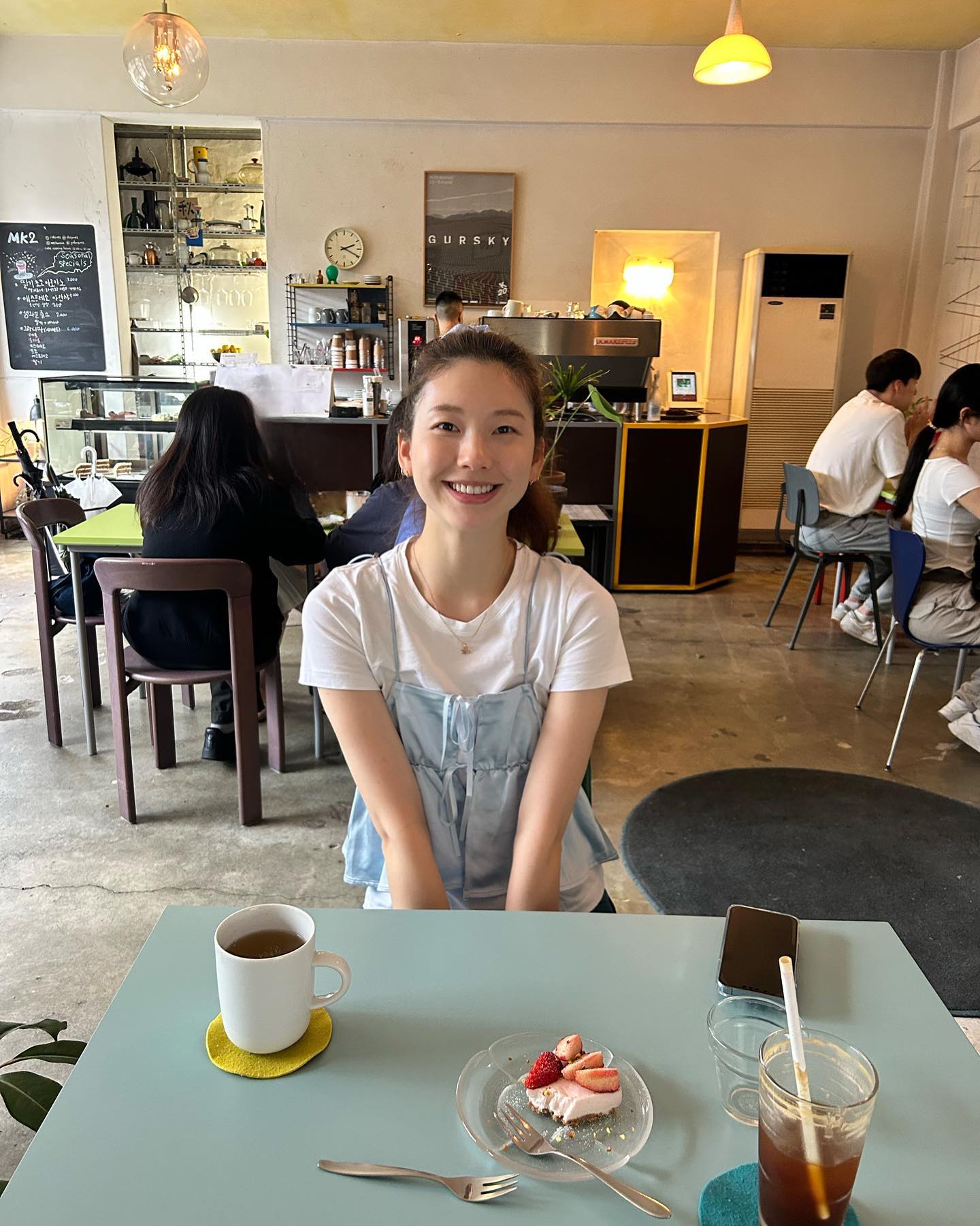연관 토픽 이미지