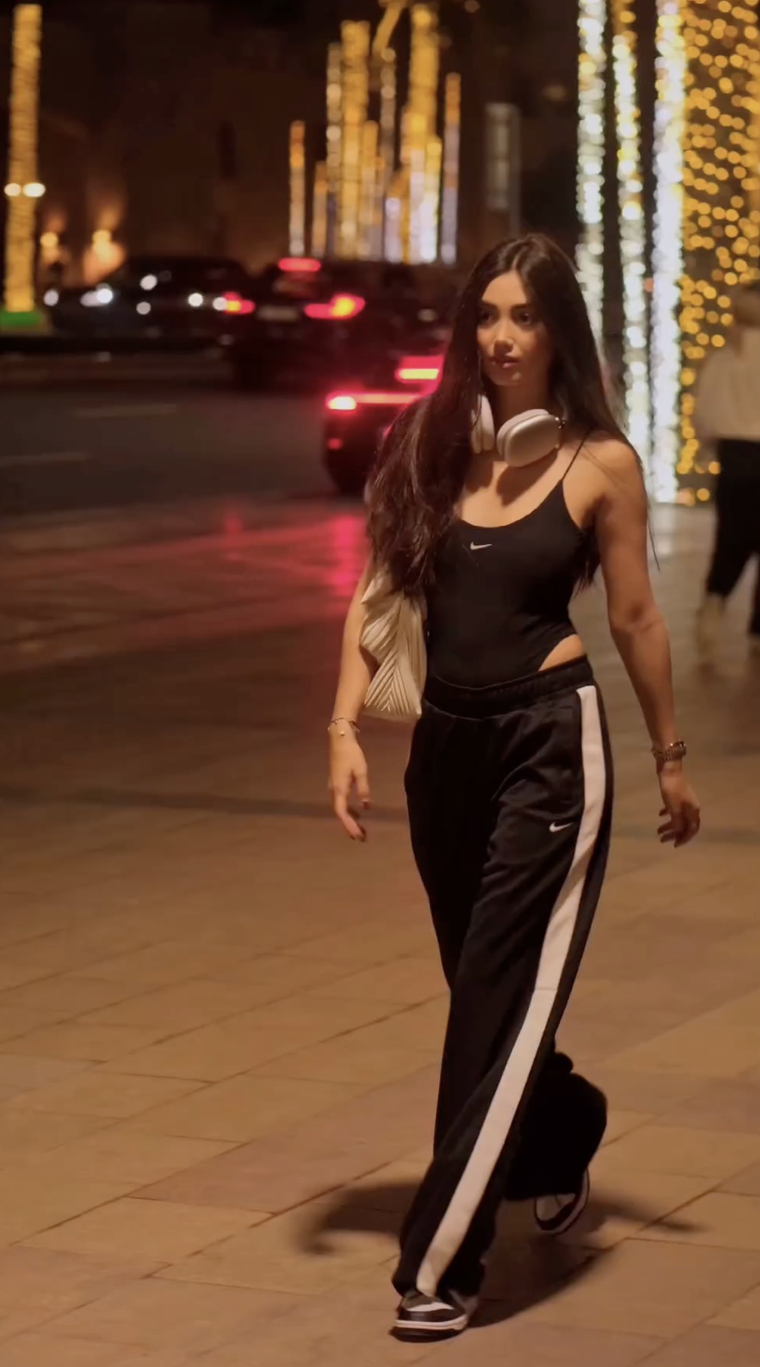 쿨한 무드🖤✨ 나이키 셋업 핏
월요병 이겨내고 운동가자🔥 이미지