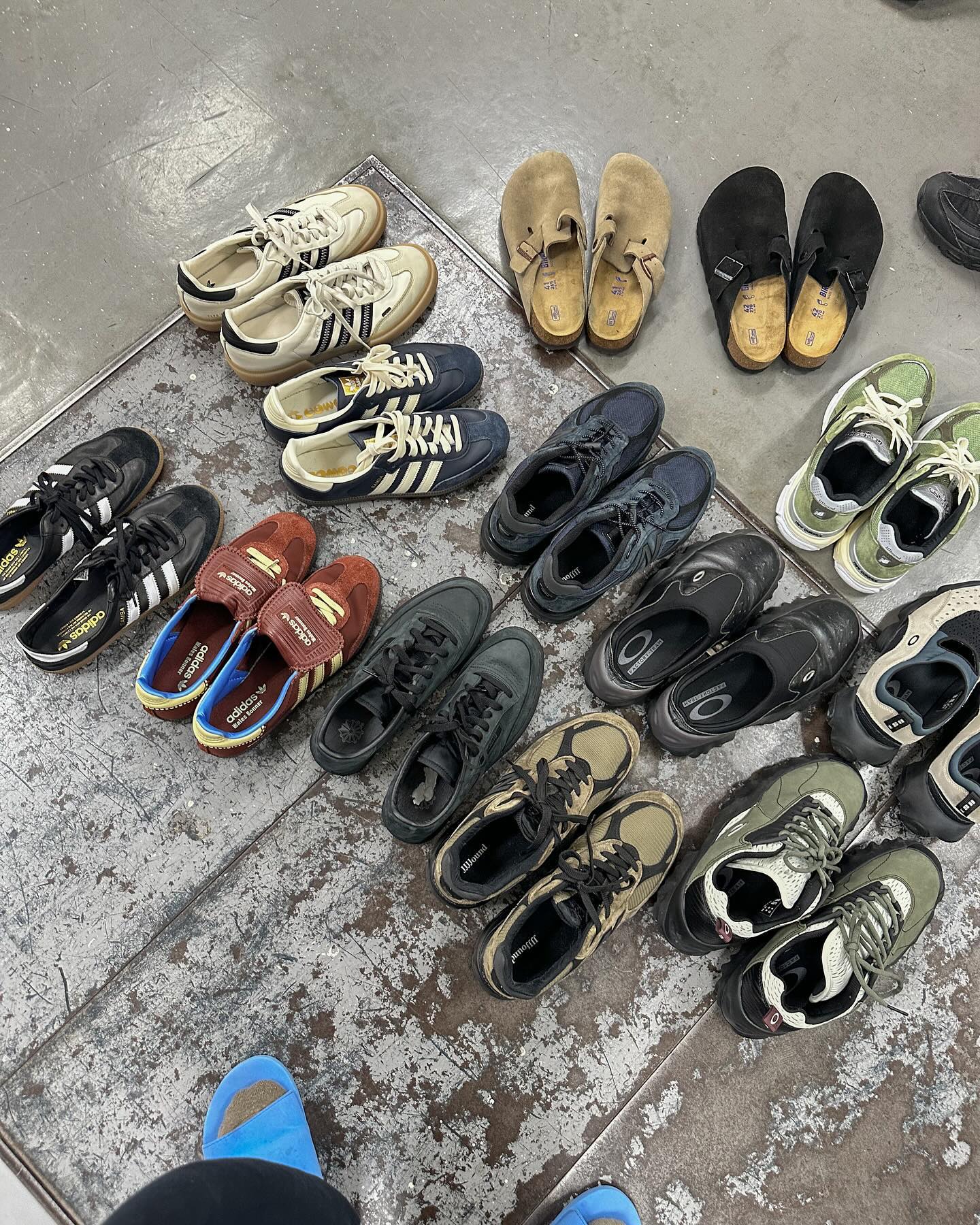 올여름 진짜 뭐 신지;👟 이미지