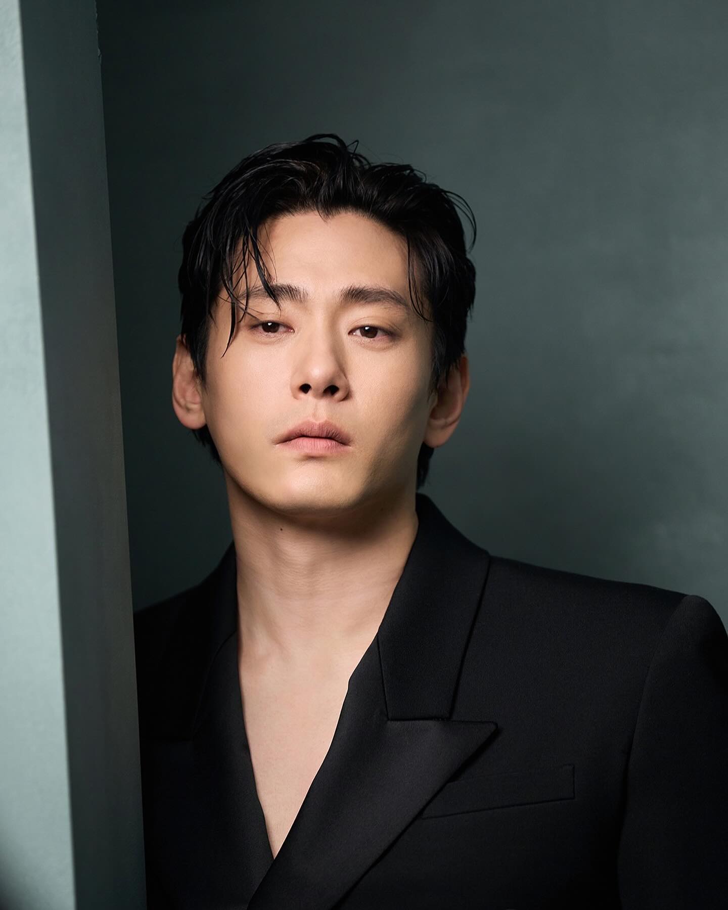 유태오X기안84👨🏻‍🤝‍👨🏼기대되는 조합

배우 유태오가 기안84를 만납니다. 오늘(5일) MBC 관계자는 “유태오가 기안84와 함께 신규 예능 ‘태어난 김에 세계일주’ 스핀오프에 출연한다”라고 밝혔는데요. “스핀오프를 먼저 선보인 뒤 시즌 4를 선보일 계획으로 구체적인 촬영 시기나 출연 방식 등은 아직 미정인 상태”라고 덧붙였습니다. 이미지2