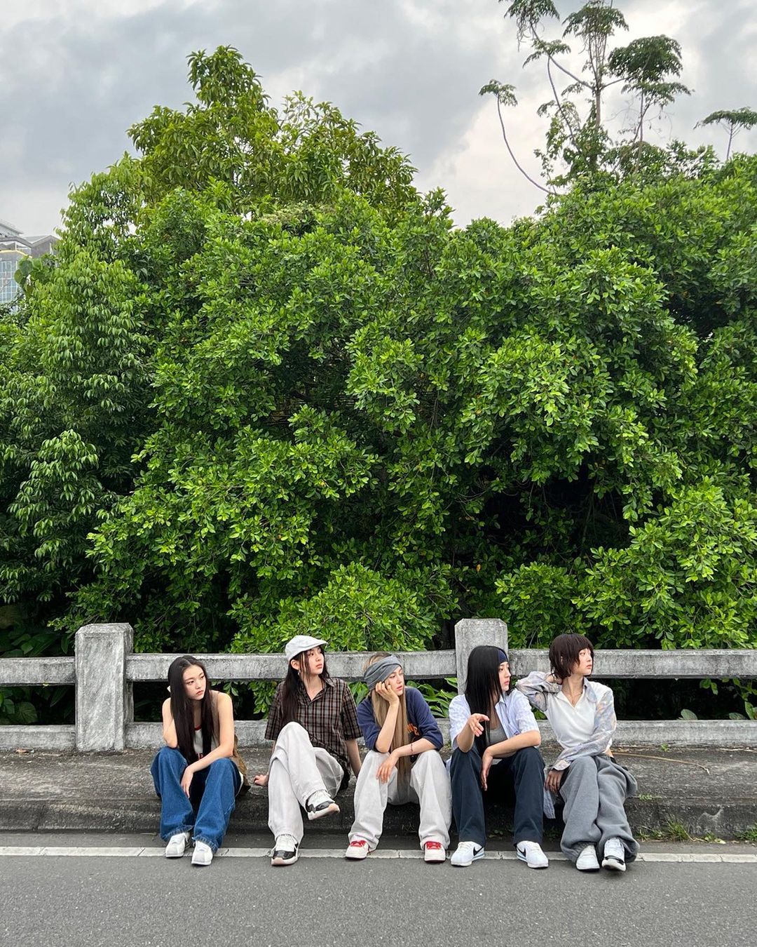 여름 코르테즈는 화이트🤍👟 이미지