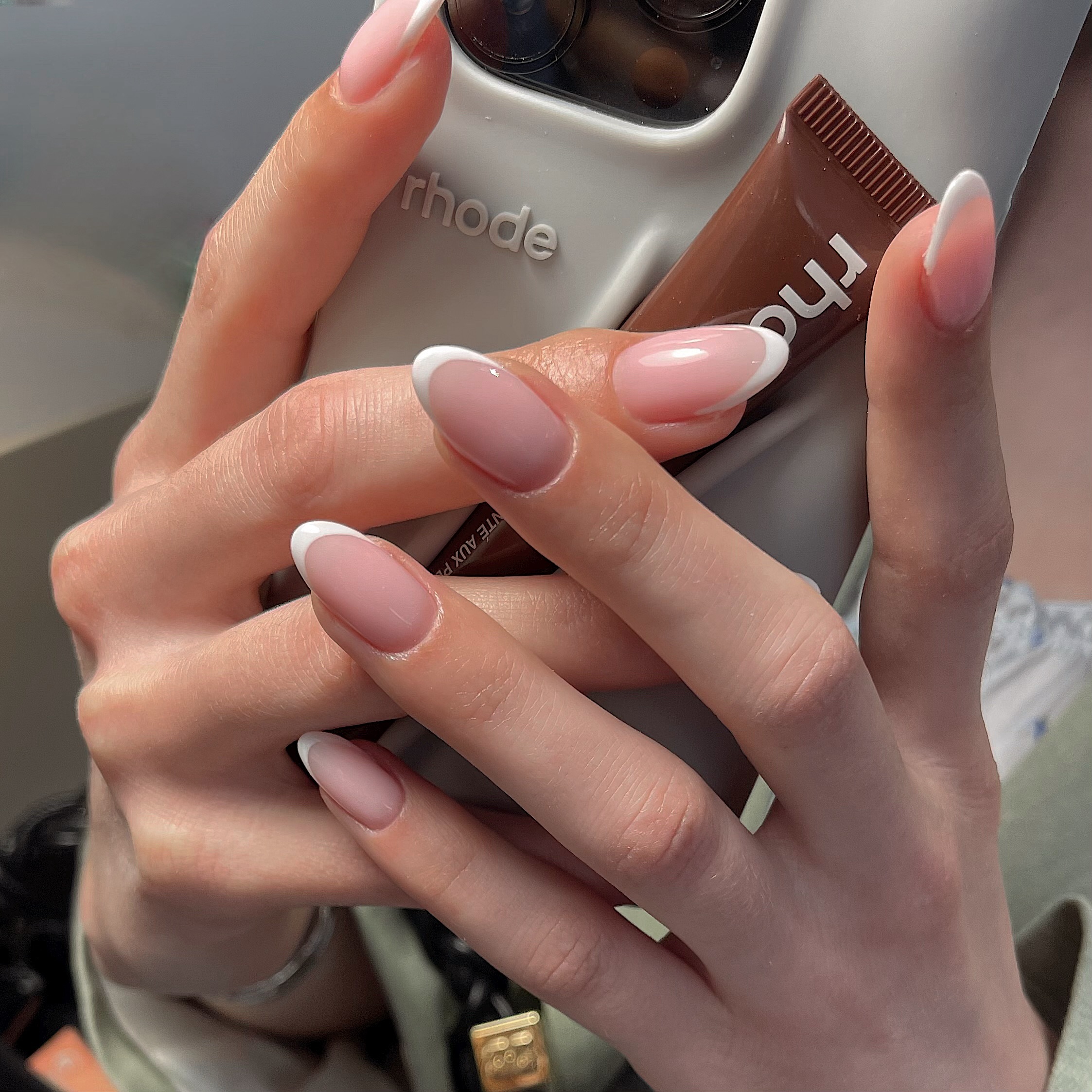 지금 하기 딱 좋은 내추럴 네일💅🍃 이미지