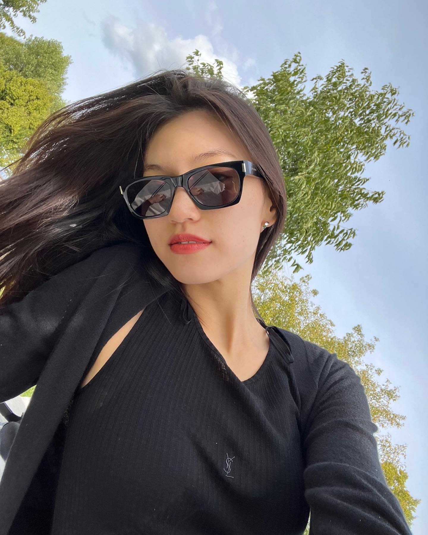 선글라스로 포인트🕶️여름 필수템 이미지