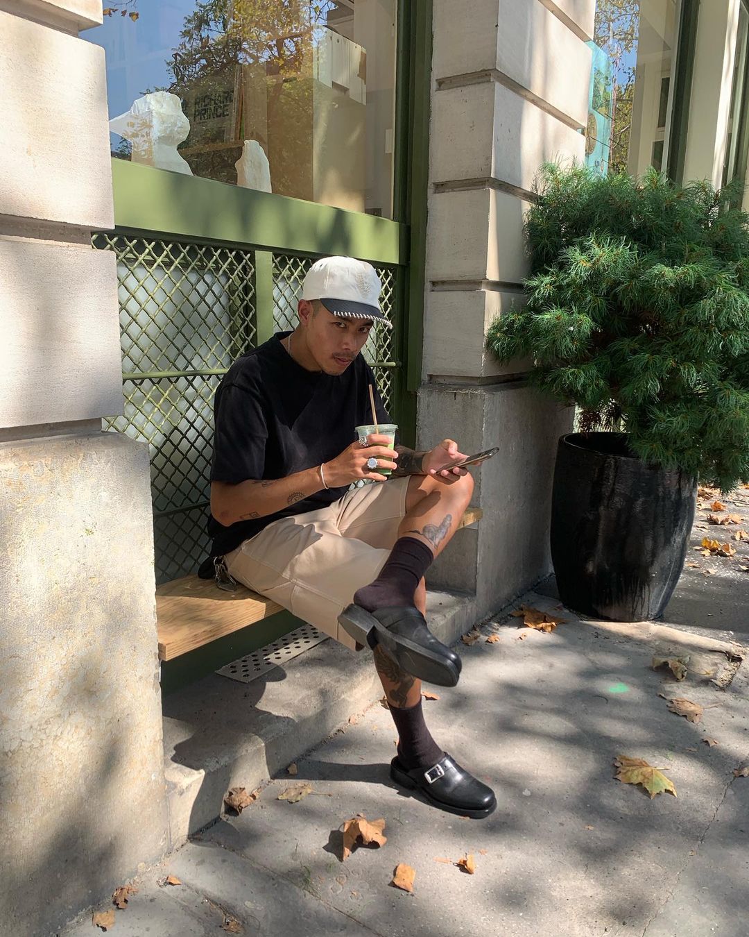 시원하게 베이지쇼츠☀️ 이미지