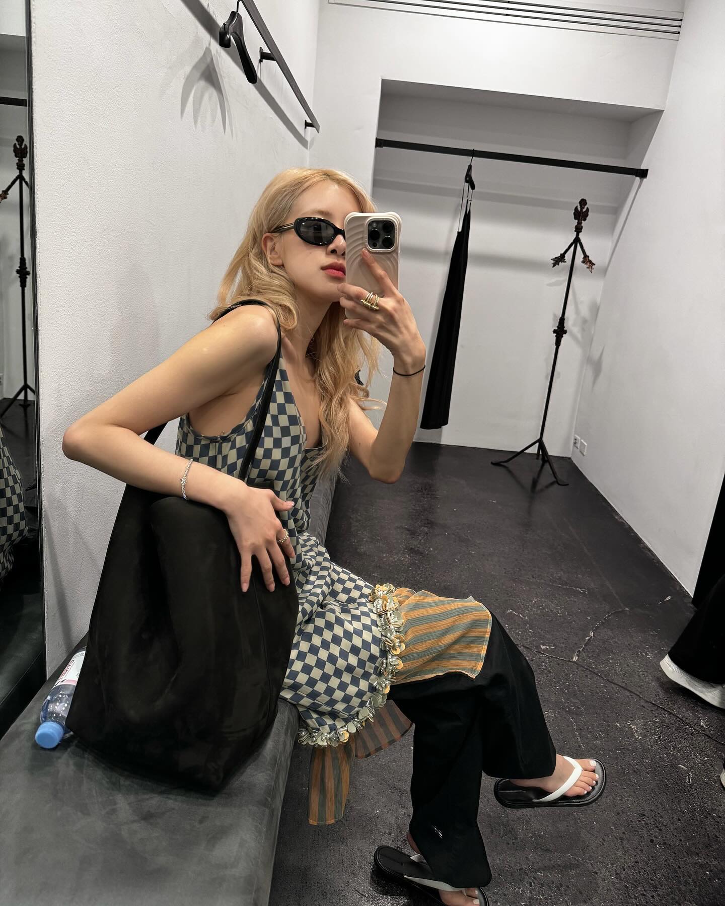 이번주는 원피스&바지 조합😎🖤 이미지