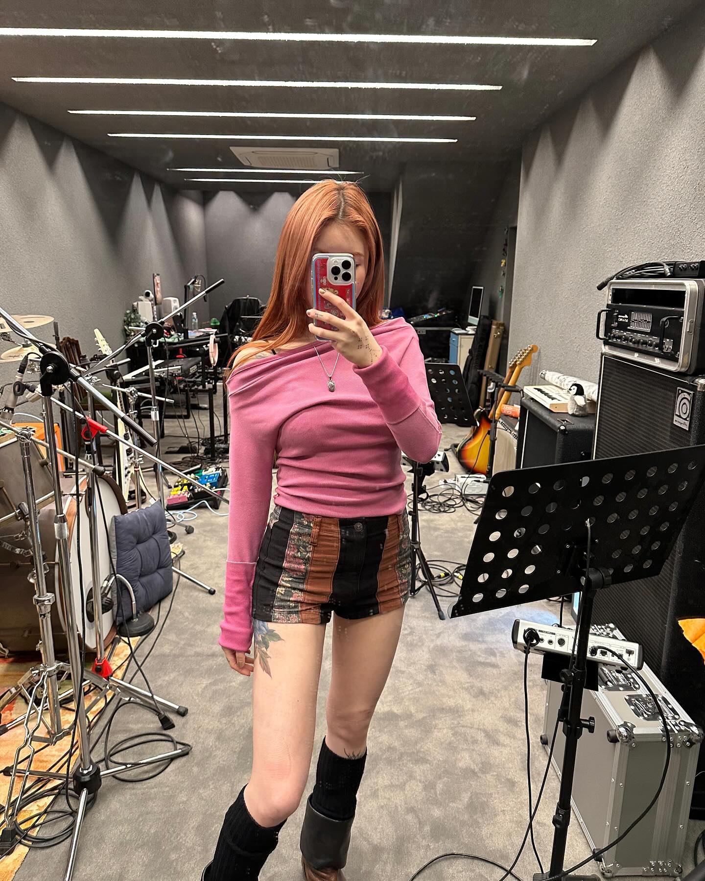 쇼츠 패션 원조🫧백예린 스타일링 이미지