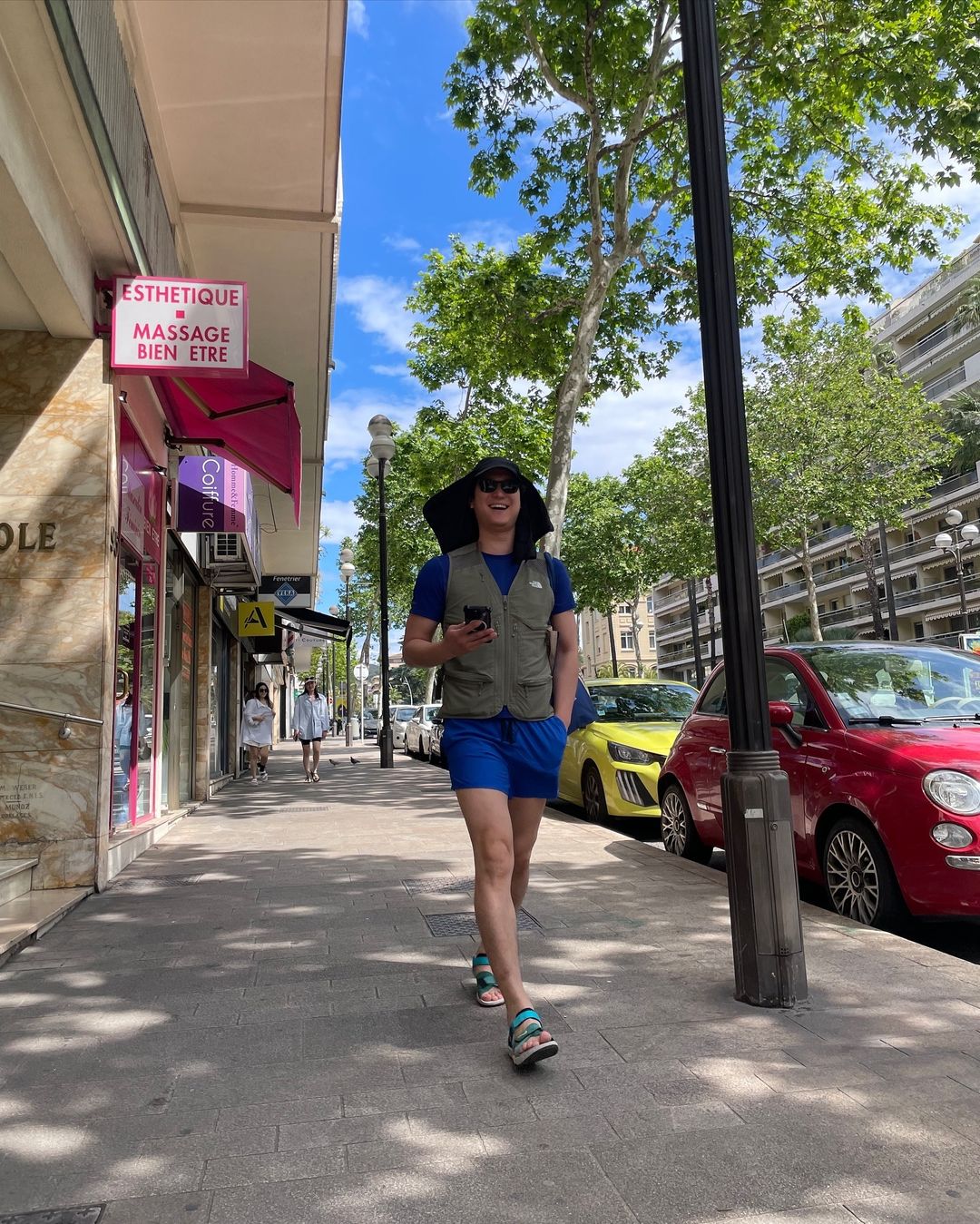 요즘 자유분방한 고경표 패션😎 이미지4
