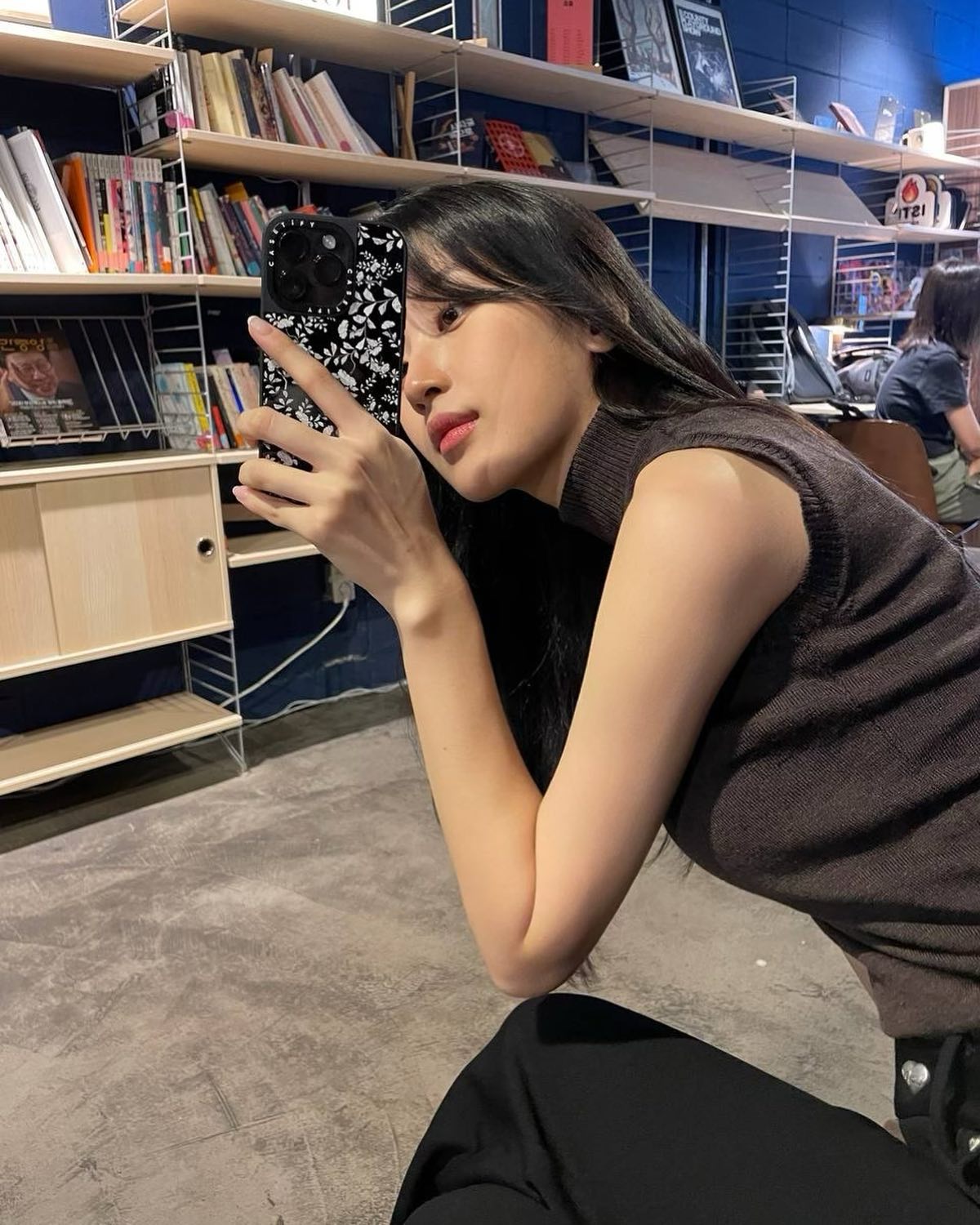 청순힙의 인간화🖤✨문가영 사복 이미지