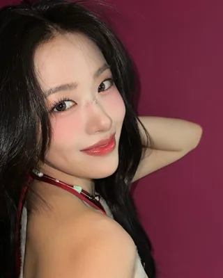 촉촉 글로시🍒여돌들의 메이크업 이미지