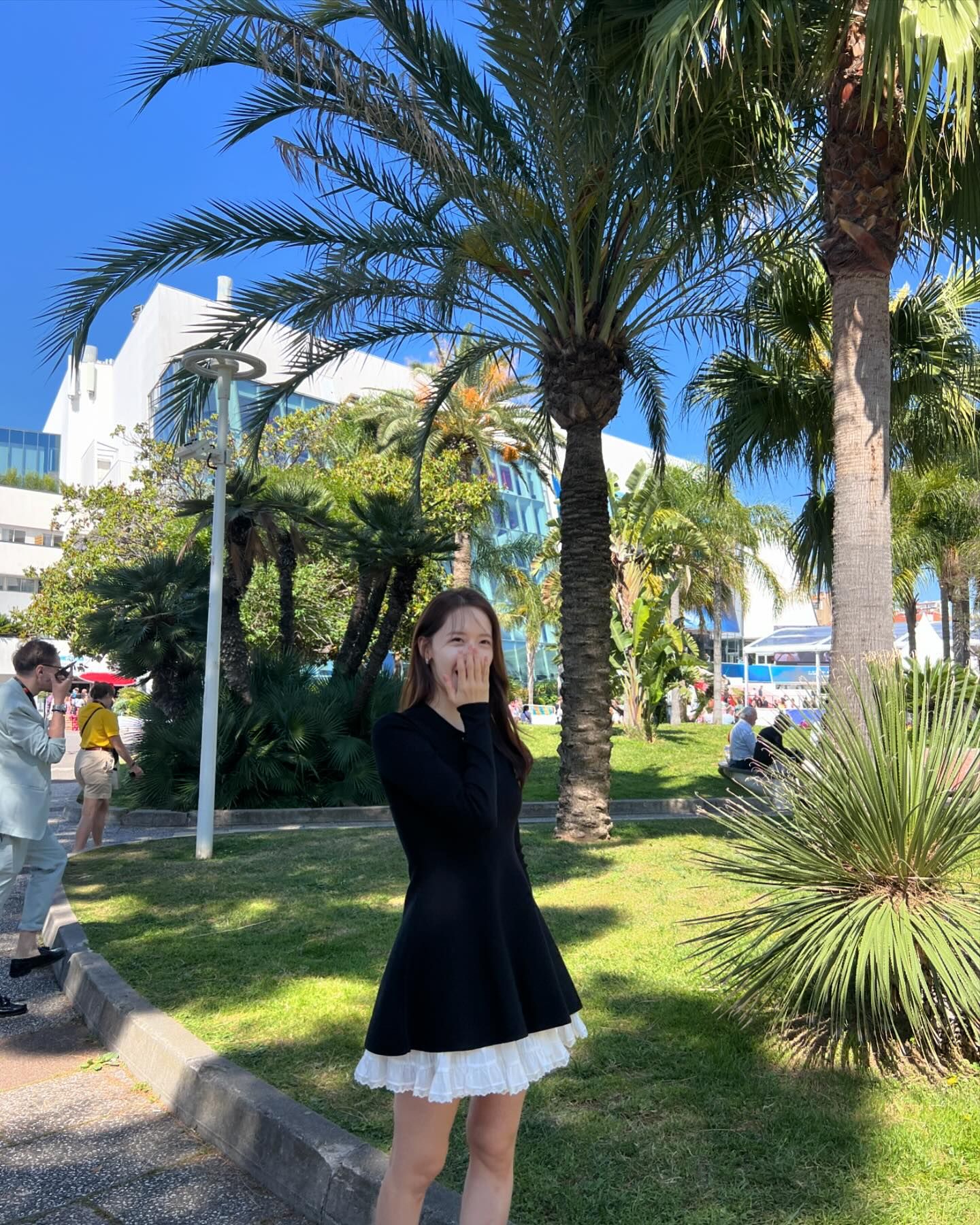 원피스 하나면 하객룩 완성이지💙 이미지