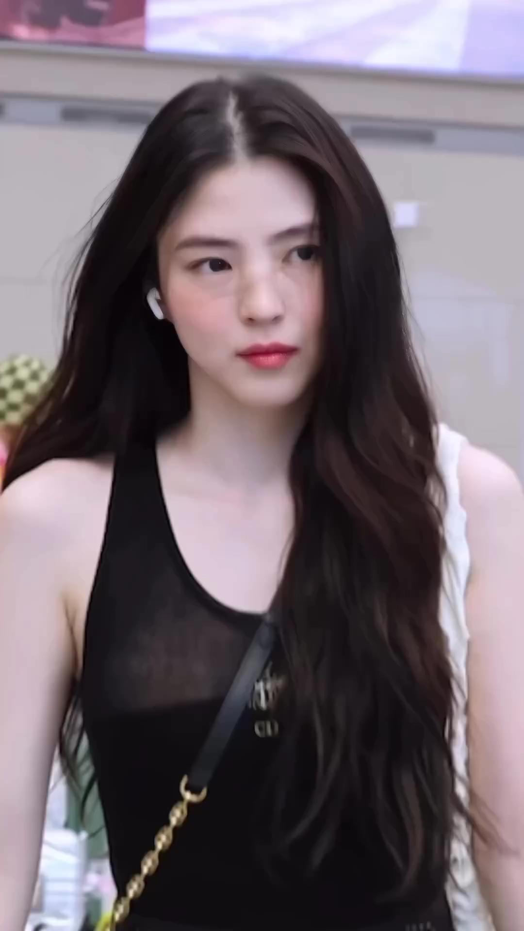 유선이라더니..🤍🖤다시 에어팟해야해??🎧 이미지