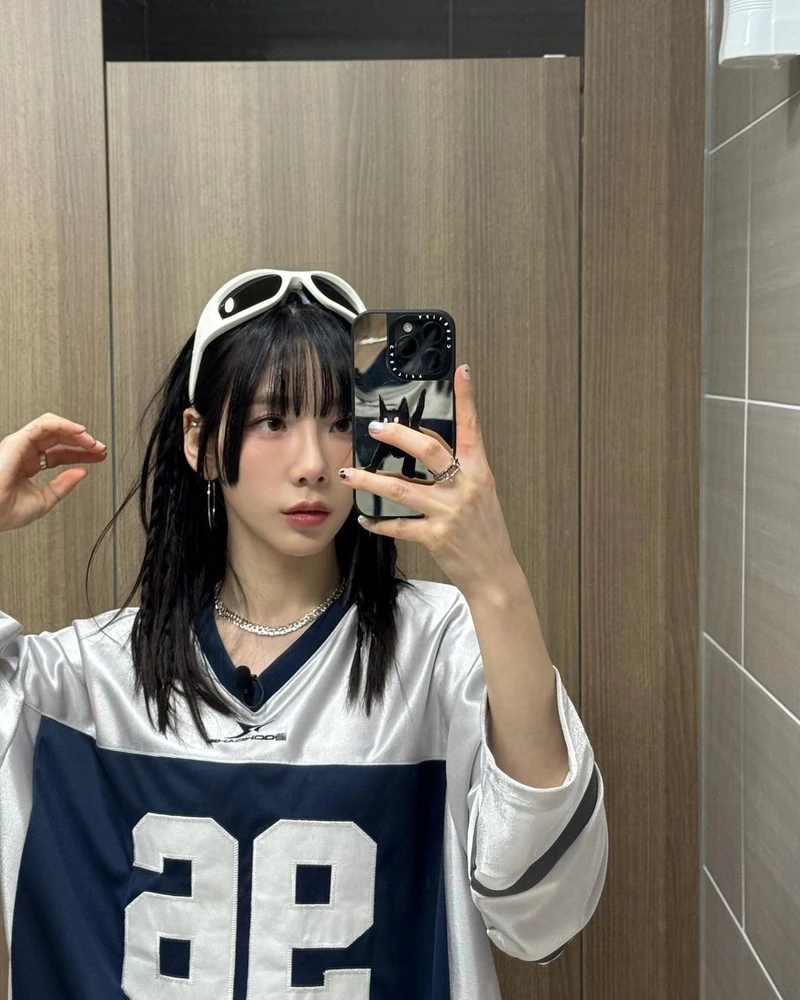 블록코어는 오버핏으로🤍🖤 이미지1