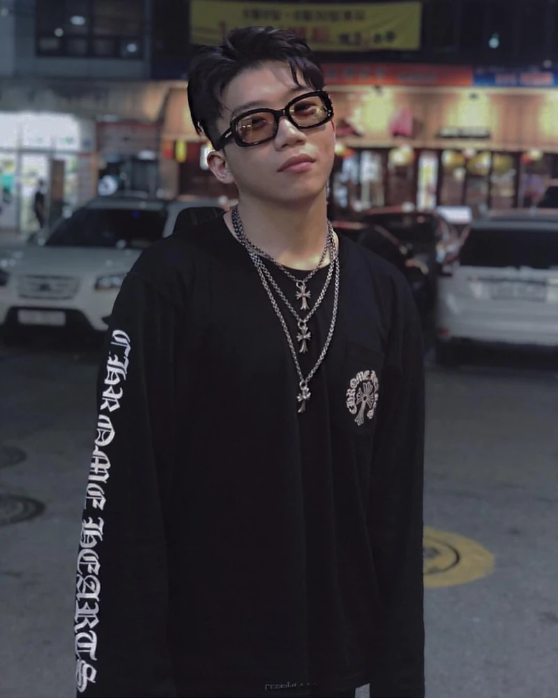크롬이랑 잘붙는 창모 패션🏴☠️ 이미지1