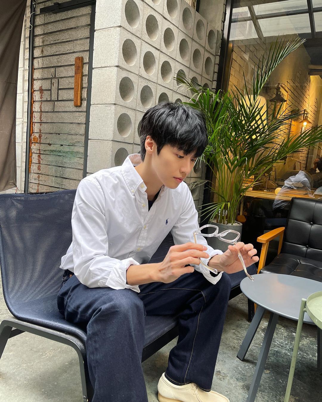 여름 폴로 셔츠는 역시 화이트🐎 이미지4
