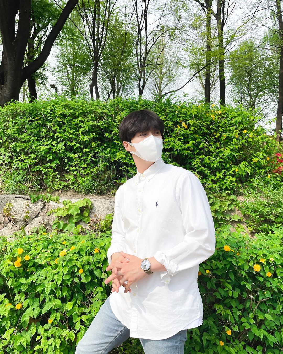 여름 폴로 셔츠는 역시 화이트🐎 이미지6