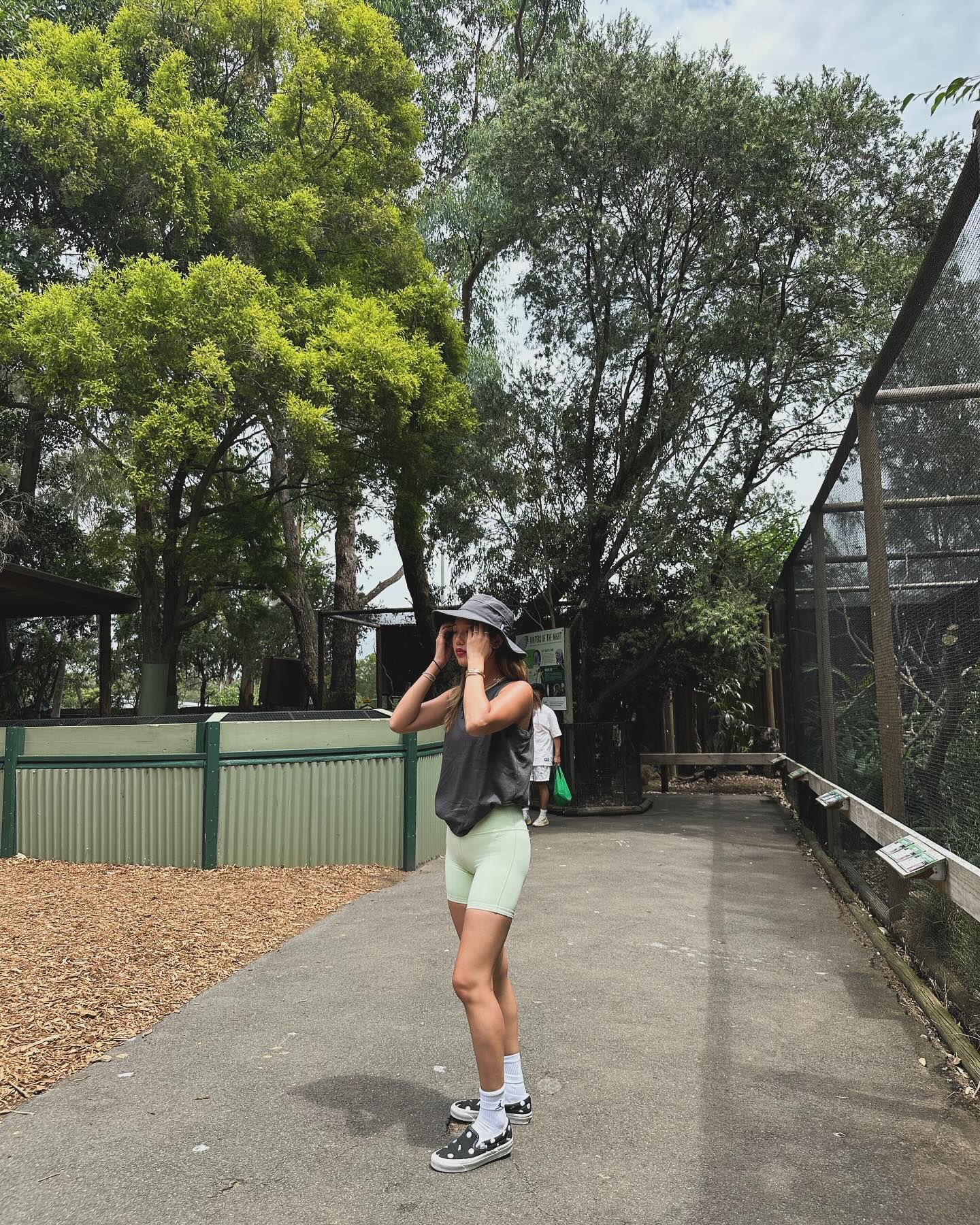 이쁜 다리핏 뽐내💘바이커 쇼츠 이미지