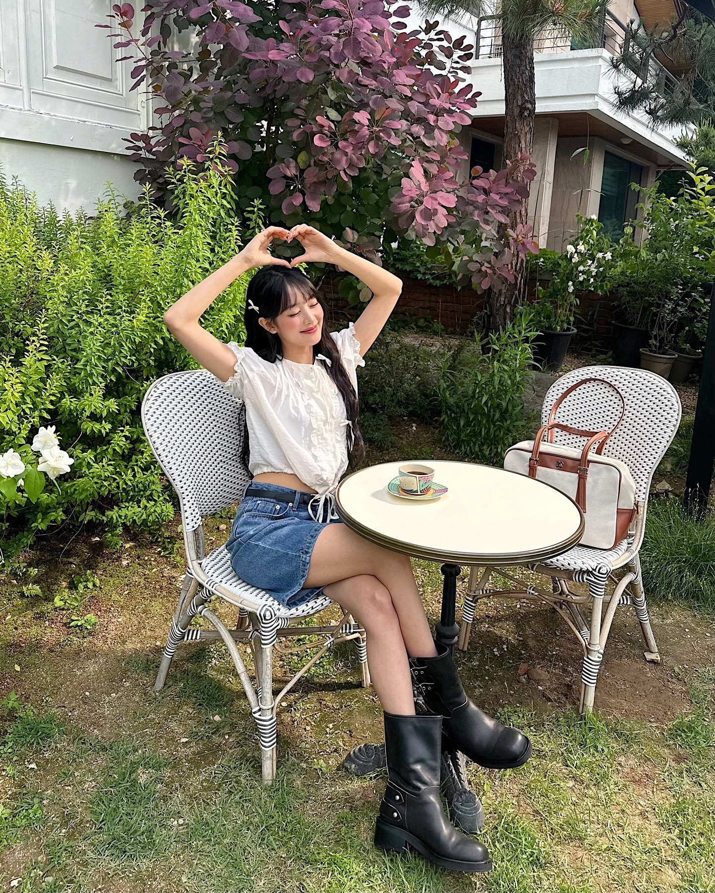 주말 데이트🤍흰 블라우스&데님 이미지7