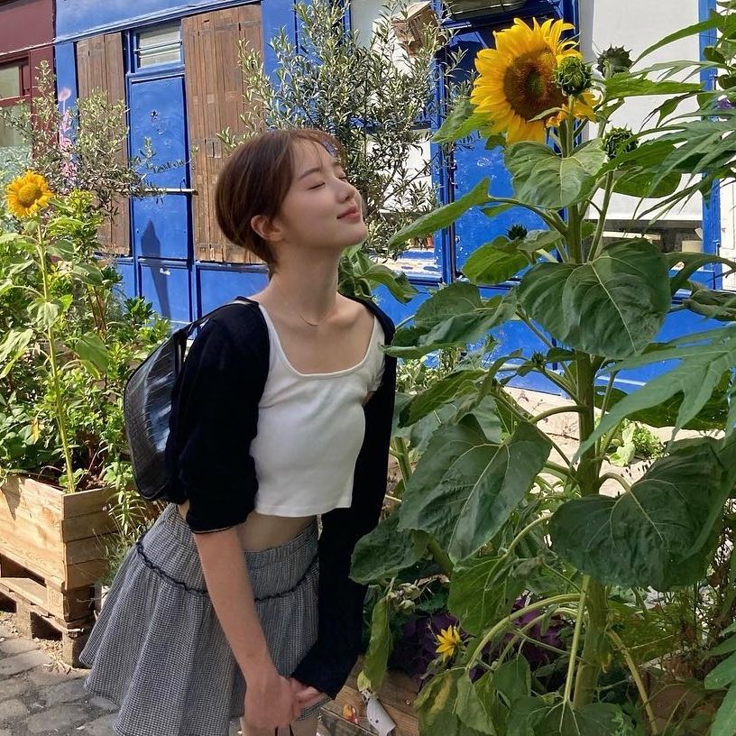 늘씬핏 미니스커트룩🖤🤍강나언  이미지8