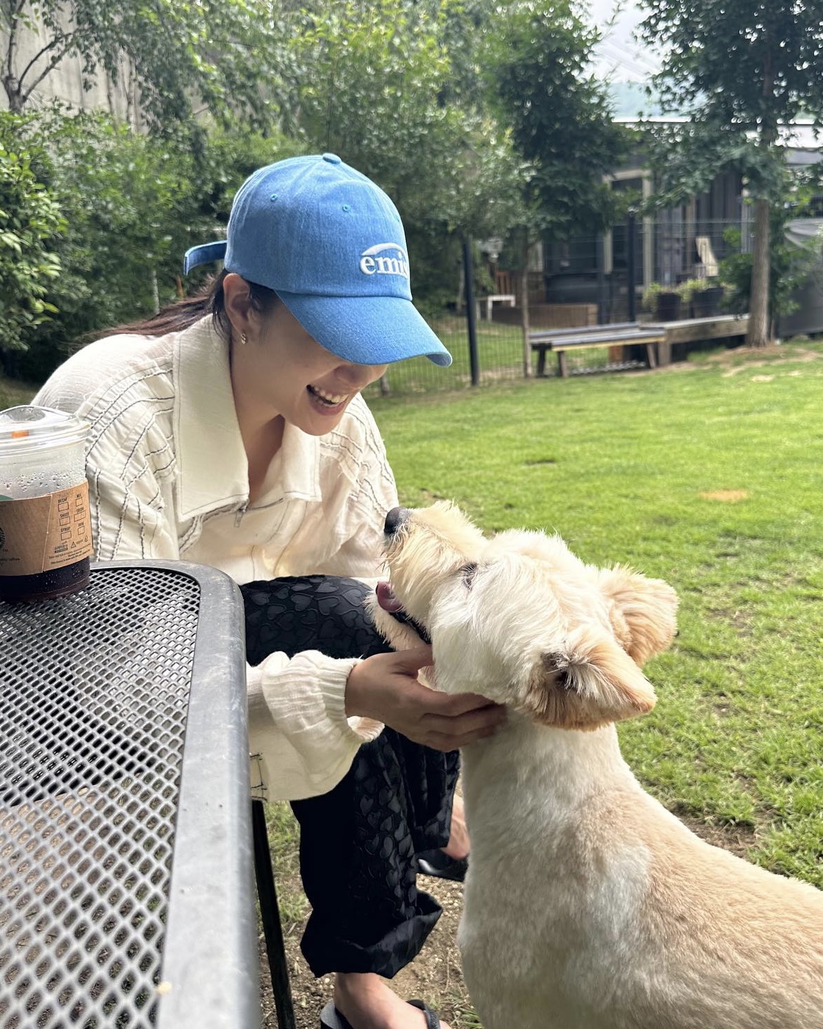 언니들 로고 볼캡은💙@이미스🧢 이미지2
